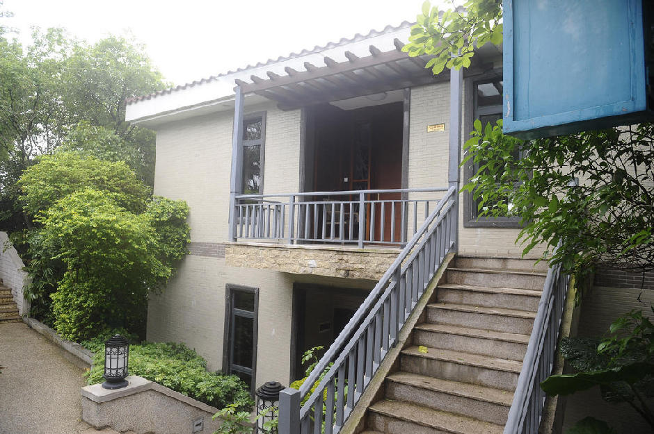 廣州貪官會(huì)所變身米粉店 年租金100萬 廣州貪官會(huì)所變身米粉店 年租金100萬