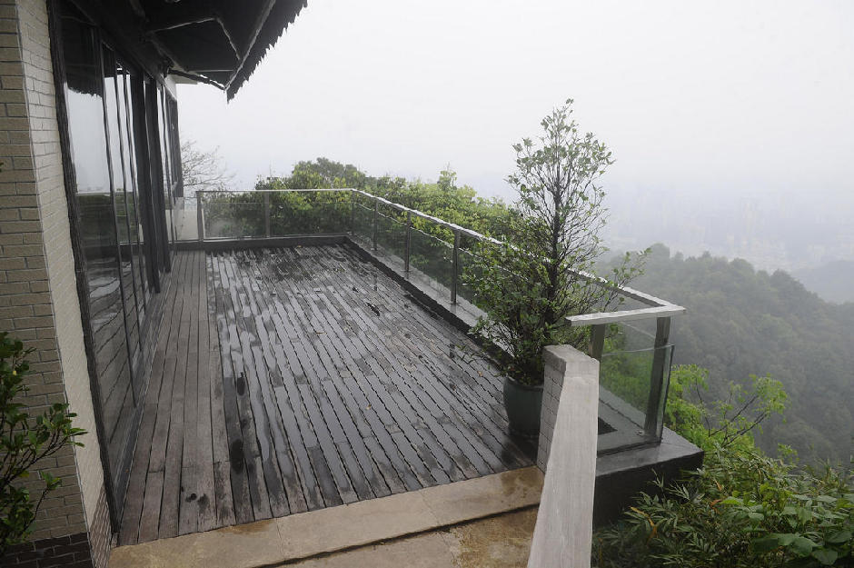 廣州貪官會(huì)所變身米粉店 年租金100萬 廣州貪官會(huì)所變身米粉店 年租金100萬