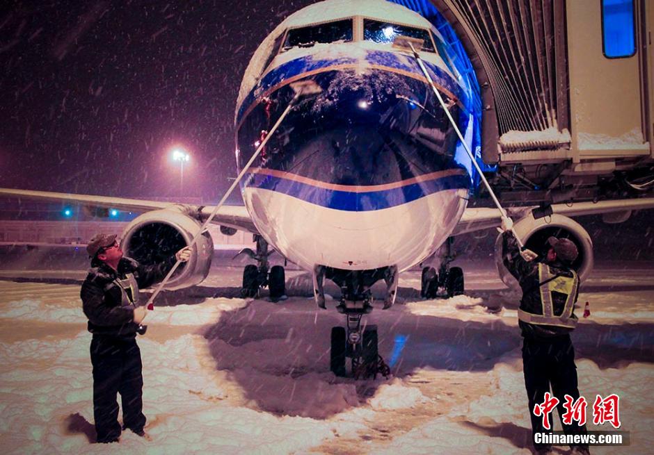 烏魯木齊大雪紛飛30小時 重回 烏魯木齊大雪紛飛30小時 重回