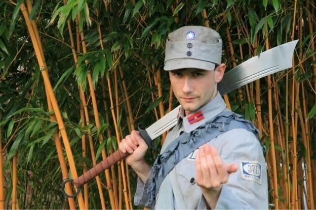 外國(guó)軍迷扮演中國(guó)抗戰(zhàn)軍人 外國(guó)軍迷扮演中國(guó)抗戰(zhàn)軍人