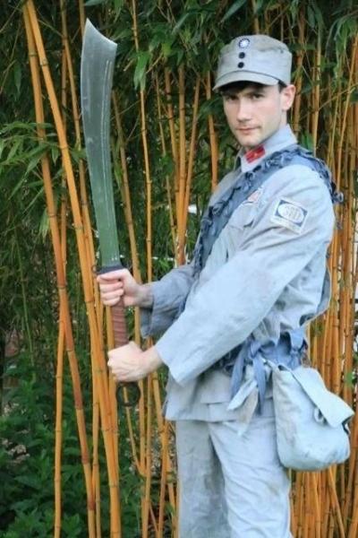 外國(guó)軍迷扮演中國(guó)抗戰(zhàn)軍人 外國(guó)軍迷扮演中國(guó)抗戰(zhàn)軍人