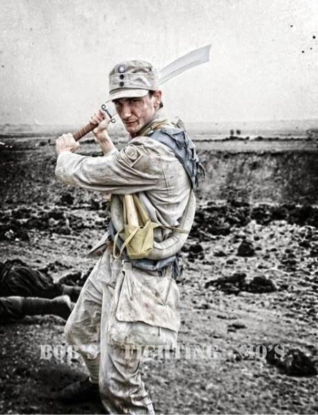 外國(guó)軍迷扮演中國(guó)抗戰(zhàn)軍人 外國(guó)軍迷扮演中國(guó)抗戰(zhàn)軍人
