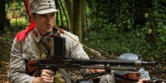 外國(guó)軍迷扮演中國(guó)抗戰(zhàn)軍人 外國(guó)軍迷扮演中國(guó)抗戰(zhàn)軍人