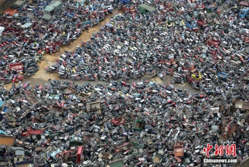 湖南郴州電摩“墳場(chǎng)” 湖南郴州電摩“墳場(chǎng)”