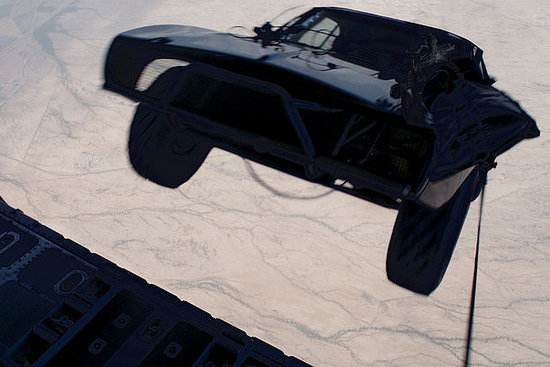 盤點《速度與激情7》荒謬可笑的七大場面 盤點《速度與激情7》荒謬可笑的七大場面