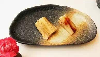 就一點兒紫菜跟生魚片 日料沒吃什么為啥還那么貴？