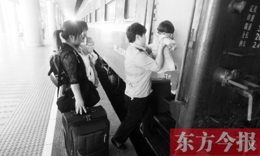 鄭州到溫州的2191/4次列車，是鄭州鐵路局最后一對(duì)綠皮車。