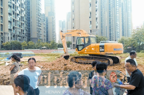 昨天，由于附近居民抗議，紅旗變電站項(xiàng)目再次停工