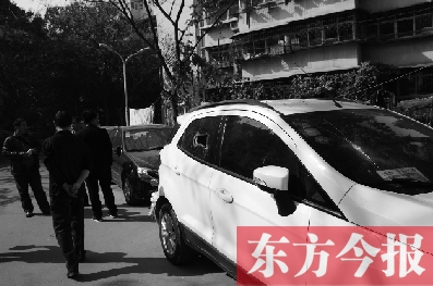 被砸的車輛 被砸的車輛