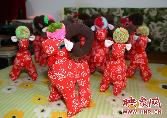 羊年來了，做一些紅紅的羊兒多喜慶