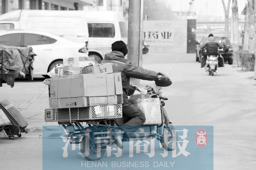 春節(jié)期間快遞變“慢遞” 大部分快遞初八恢復正常 春節(jié)期間快遞變“慢遞” 大部分快遞初八恢復正常