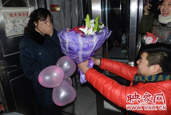 “嫁給我吧，我要愛你一生！”