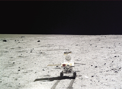 “嫦娥”眼中的“玉兔” “嫦娥”眼中的“玉兔”