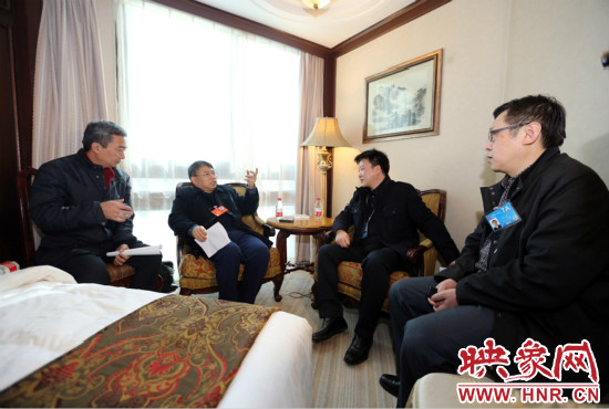 朱夏炎視察映象網(wǎng)全國(guó)兩會(huì)北京演播室 寄語爭(zhēng)做第一