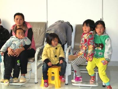 云南省丘北縣雙龍營鎮(zhèn)平龍村佳佳幼兒園幼兒出現(xiàn)疑似食物中毒 云南省丘北縣雙龍營鎮(zhèn)平龍村佳佳幼兒園幼兒出現(xiàn)疑似食物中毒