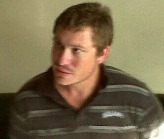 這是4月25日在印度尼西亞巴厘島拍攝的企圖硬闖客機(jī)駕駛艙的醉酒乘客馬特·克里斯托弗。