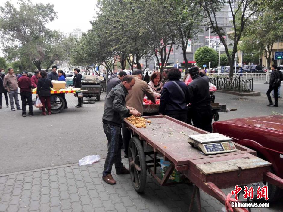 自治區(qū)和烏魯木齊市有關(guān)部門(mén)迅速處置，傷員已全部送往醫(yī)院救治。