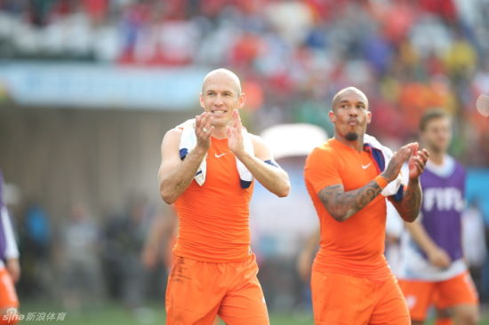 荷蘭隊(duì)以三戰(zhàn)全勝的成績晉級16強(qiáng) 荷蘭隊(duì)以三戰(zhàn)全勝的成績晉級16強(qiáng)