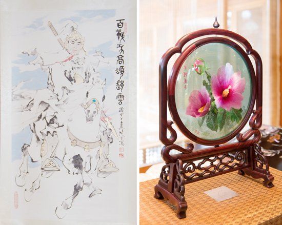 　當(dāng)?shù)貢r(shí)間2014年7月4日，中國(guó)國(guó)家主席習(xí)近平向韓國(guó)總統(tǒng)樸槿惠贈(zèng)送的趙云畫(huà)像（左）和木槿花玻璃工藝