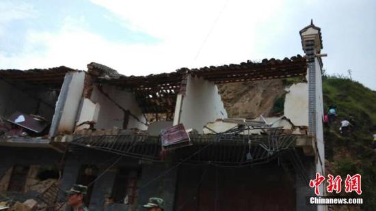    8月3日16時30分，云南省昭通市魯?shù)榭h發(fā)生6.5級地震。