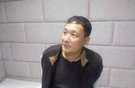 圖為在逃犯罪嫌疑人王慶新。