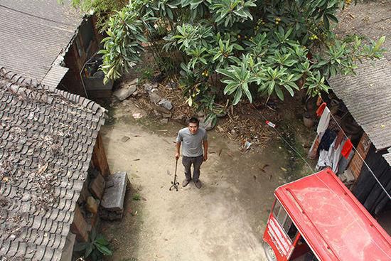 農(nóng)民被誤診艾滋病10年 妻離子散多次想自殺 農(nóng)民被誤診艾滋病10年 妻離子散多次想自殺