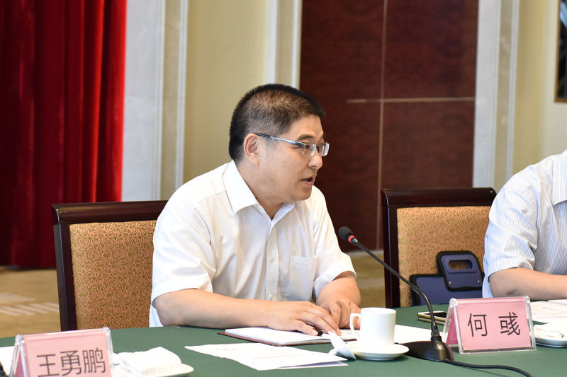 省委宣傳部副部長、省委網(wǎng)信辦主任何彧