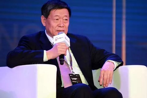 在2015(第八屆)金麒麟論壇上，山東魏橋創(chuàng)業(yè)集團(tuán)董事長(zhǎng)張士平表示，要想企業(yè)搞得好，必須讓員工過得好，我們企業(yè)負(fù)責(zé)為員工蓋房子，保證每個(gè)員工有一套房子，從90平方到160平方不等，這就解決了把農(nóng)村勞動(dòng)力轉(zhuǎn)移到城市的問題，也解決了我們的職工家屬的問題，叫職工真正以企業(yè)為家。