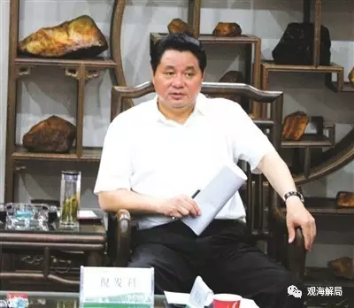 對于商人、老板的“雅贈”，倪發(fā)科從不拒絕