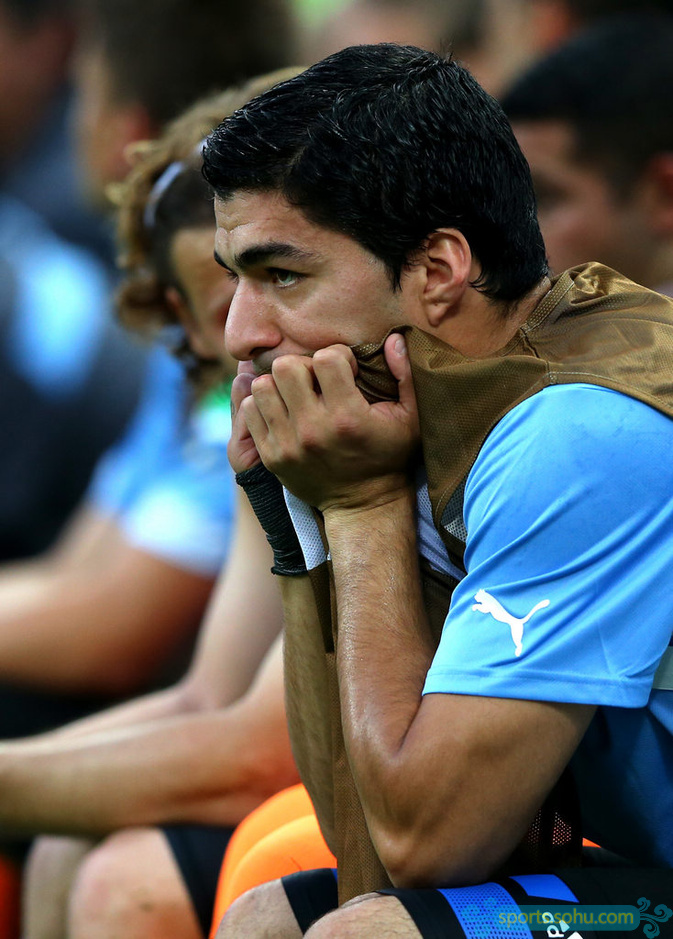 蘇亞雷斯不高興 蘇亞雷斯不高興