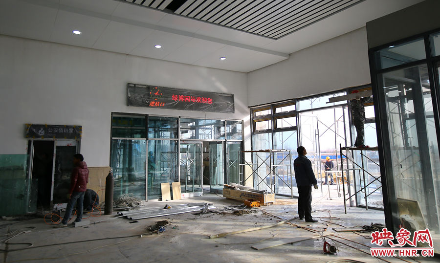 綠博園站進站口 綠博園站進站口