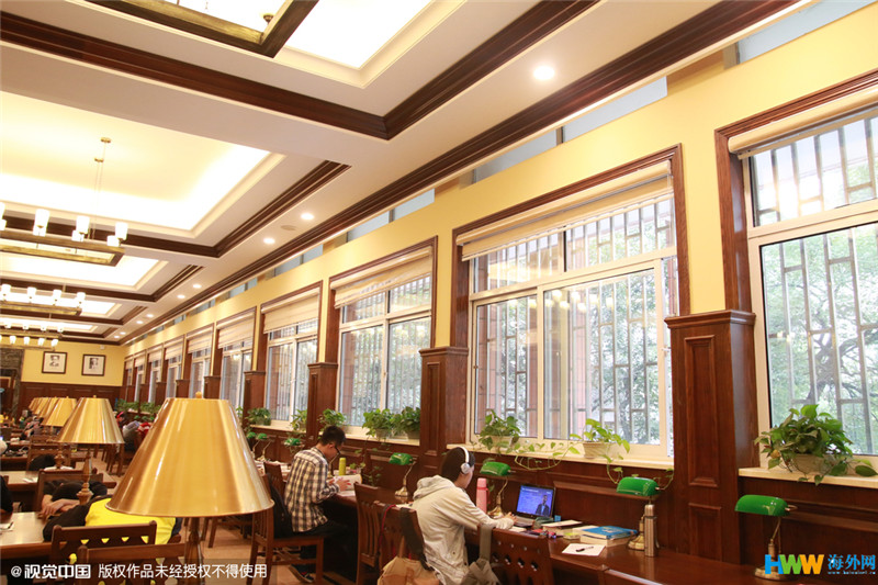 重慶大學(xué)改造翻新的“民國(guó)風(fēng)圖書館”走紅網(wǎng)絡(luò)，引得無(wú)數(shù)網(wǎng)友點(diǎn)贊