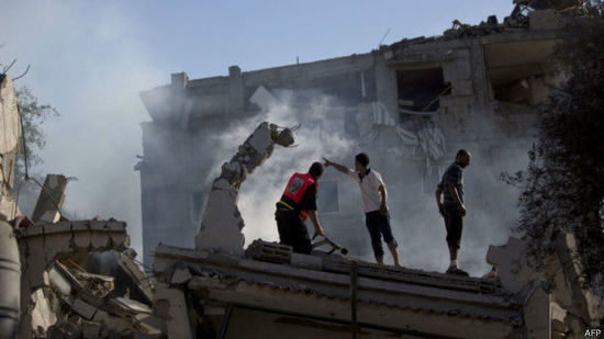 加沙地帶建筑在空襲中被毀。來源：BBC網(wǎng)站