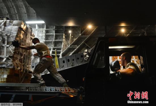 130名美軍士兵抵伊拉克 美防長(zhǎng)稱(chēng)只評(píng)估不作戰(zhàn) 130名美軍士兵抵伊拉克 美防長(zhǎng)稱(chēng)只評(píng)估不作戰(zhàn)