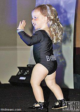 博伊登每當(dāng)音樂響起，便會(huì)手舞足蹈。