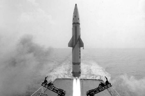 資料圖：印度試射“丹努什”核導(dǎo)彈。