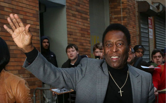 11月以來，球王貝利二度入院治療引發(fā)關(guān)注，這位巴西足球巨星還被傳出病情加重的消息。 CFP