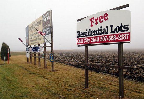 美國(guó)明州小鎮(zhèn)免費(fèi)送地居住吆喝三年送不出(圖) 美國(guó)明州小鎮(zhèn)免費(fèi)送地居住吆喝三年送不出(圖)