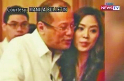 2012年,阿基諾三世與比自己小23歲的韓裔女主播格雷斯·李在一起。