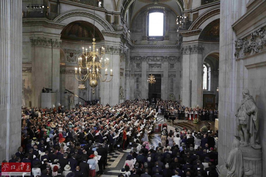 英國女王90大壽現(xiàn)場。