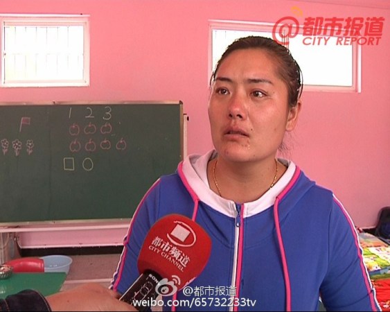 當(dāng)事老師接受采訪時表示很委屈。