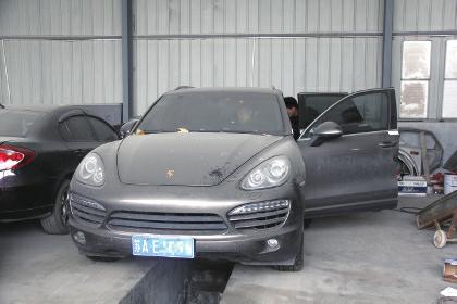 被盜的保時(shí)捷 被盜的保時(shí)捷