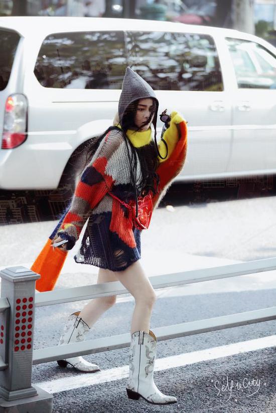 張馨予微博發(fā)圖 張馨予微博發(fā)圖