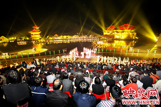 金秋暢游 情醉“大宋?東京夢(mèng)華之夜” 金秋暢游 情醉“大宋?東京夢(mèng)華之夜”