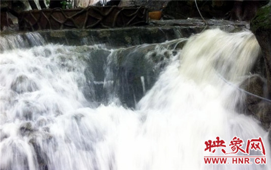 雅旅集團(tuán)與靈寶漢山景區(qū)合作開發(fā)簽約儀式隆重舉行 雅旅集團(tuán)與靈寶漢山景區(qū)合作開發(fā)簽約儀式隆重舉行