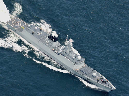 新加坡防長訪問南海艦隊(duì)