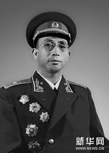 漆遠(yuǎn)渥同志像 漆遠(yuǎn)渥同志像