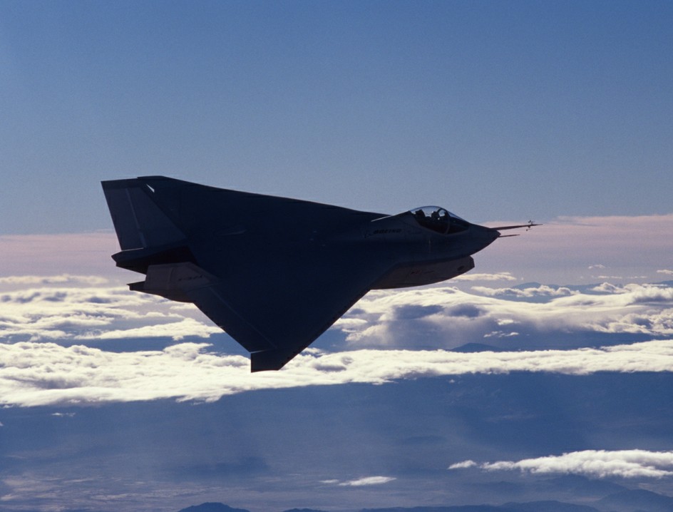 波音JSF項(xiàng)目驗(yàn)證機(jī)長(zhǎng)相奇特