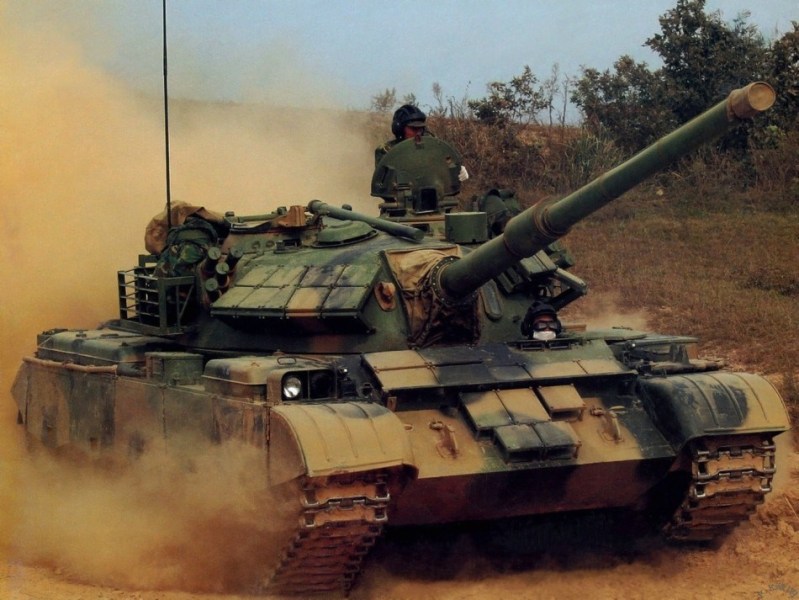 　火車上59式坦克密密麻麻。