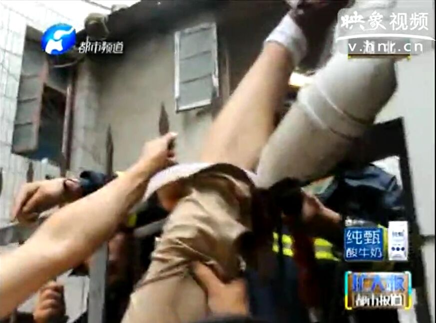 孟實(shí)話(huà)：膽大 掛墻上